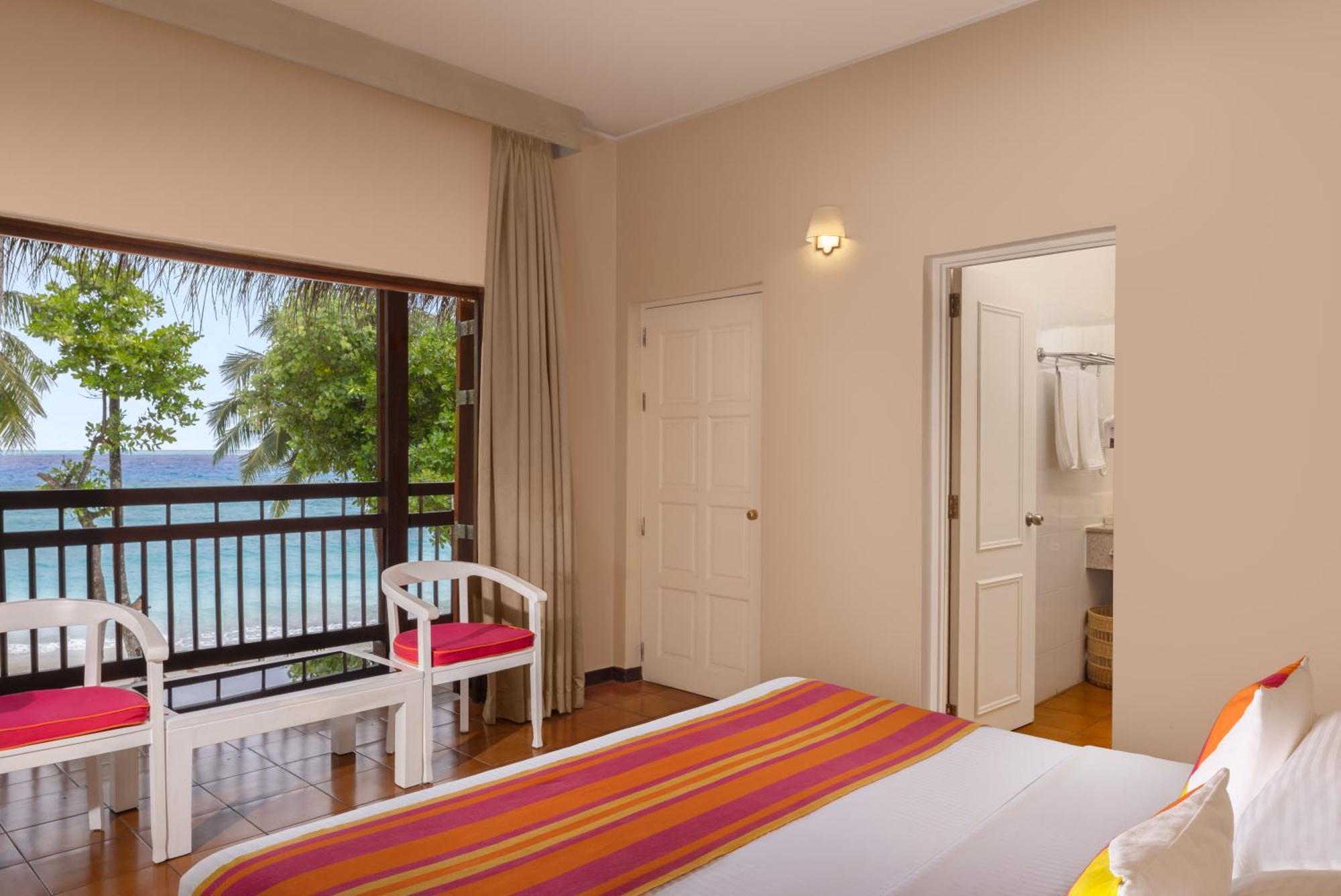 Adaaran Club Rannalhi Hotel Rannalhi Island Exterior foto